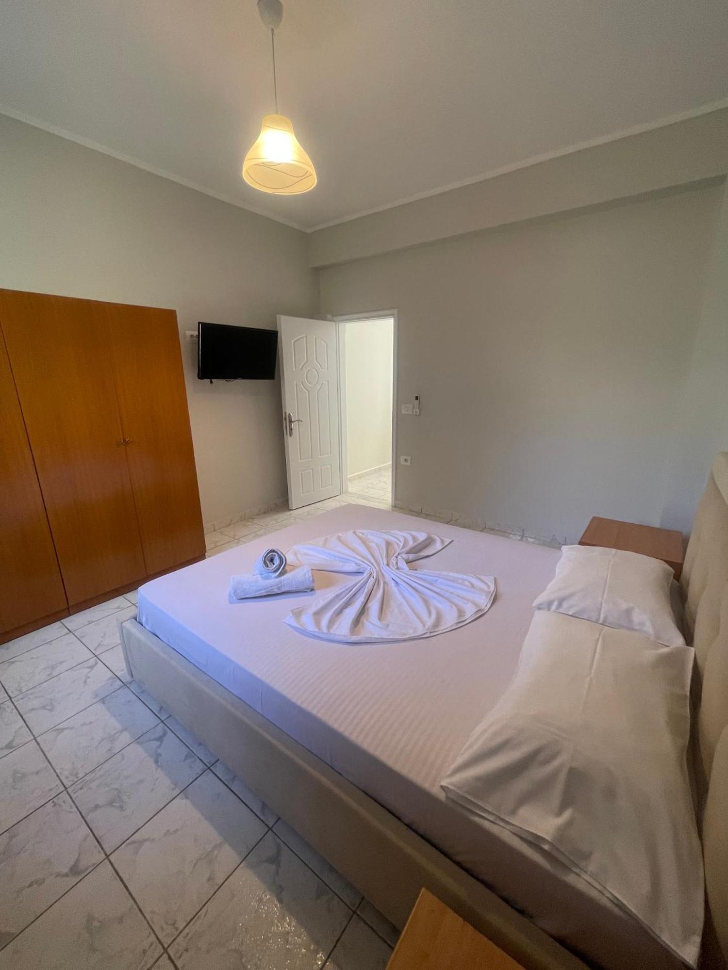 Sunflower Apartments Saranda Kültér fotó