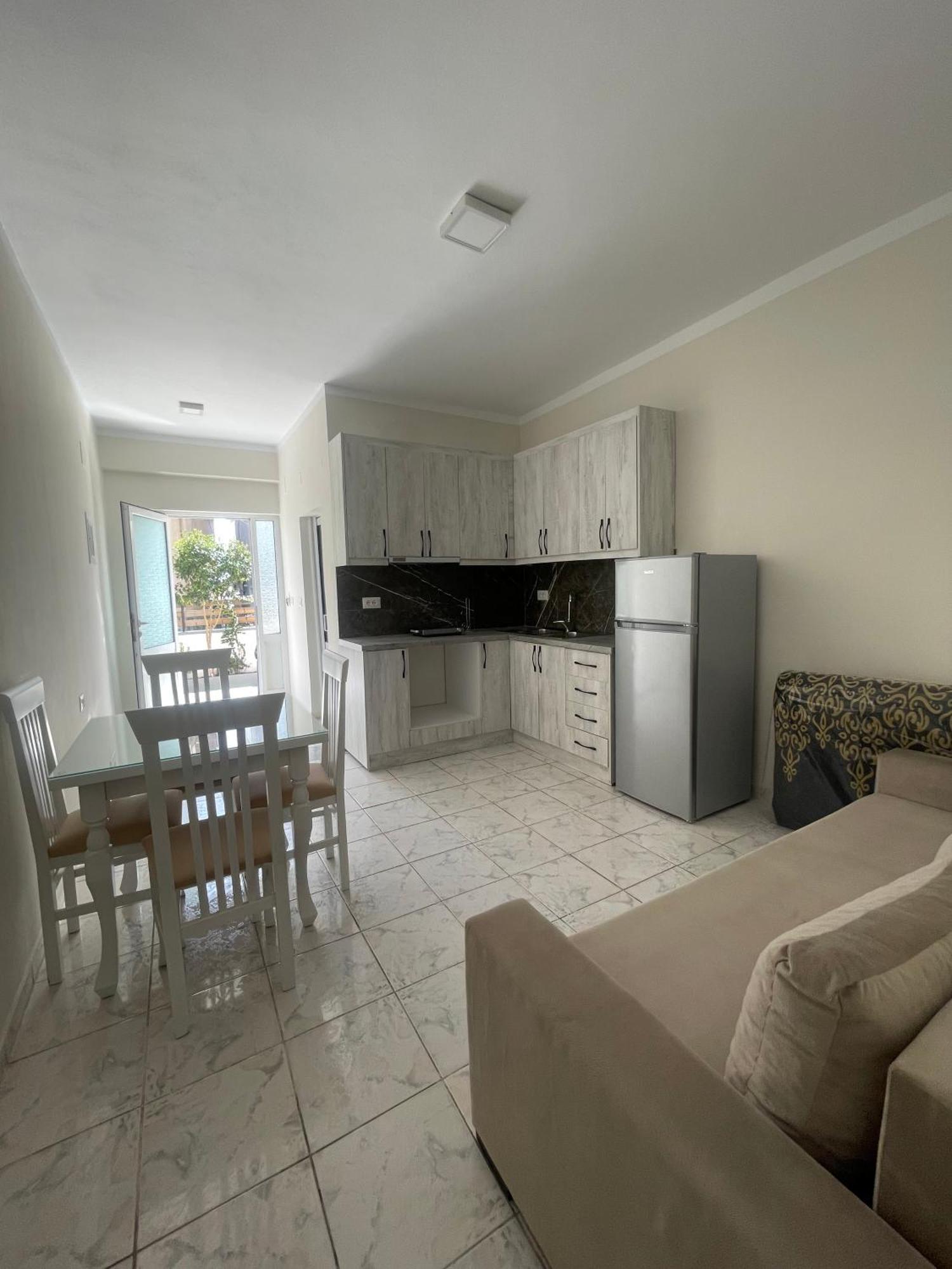 Sunflower Apartments Saranda Kültér fotó