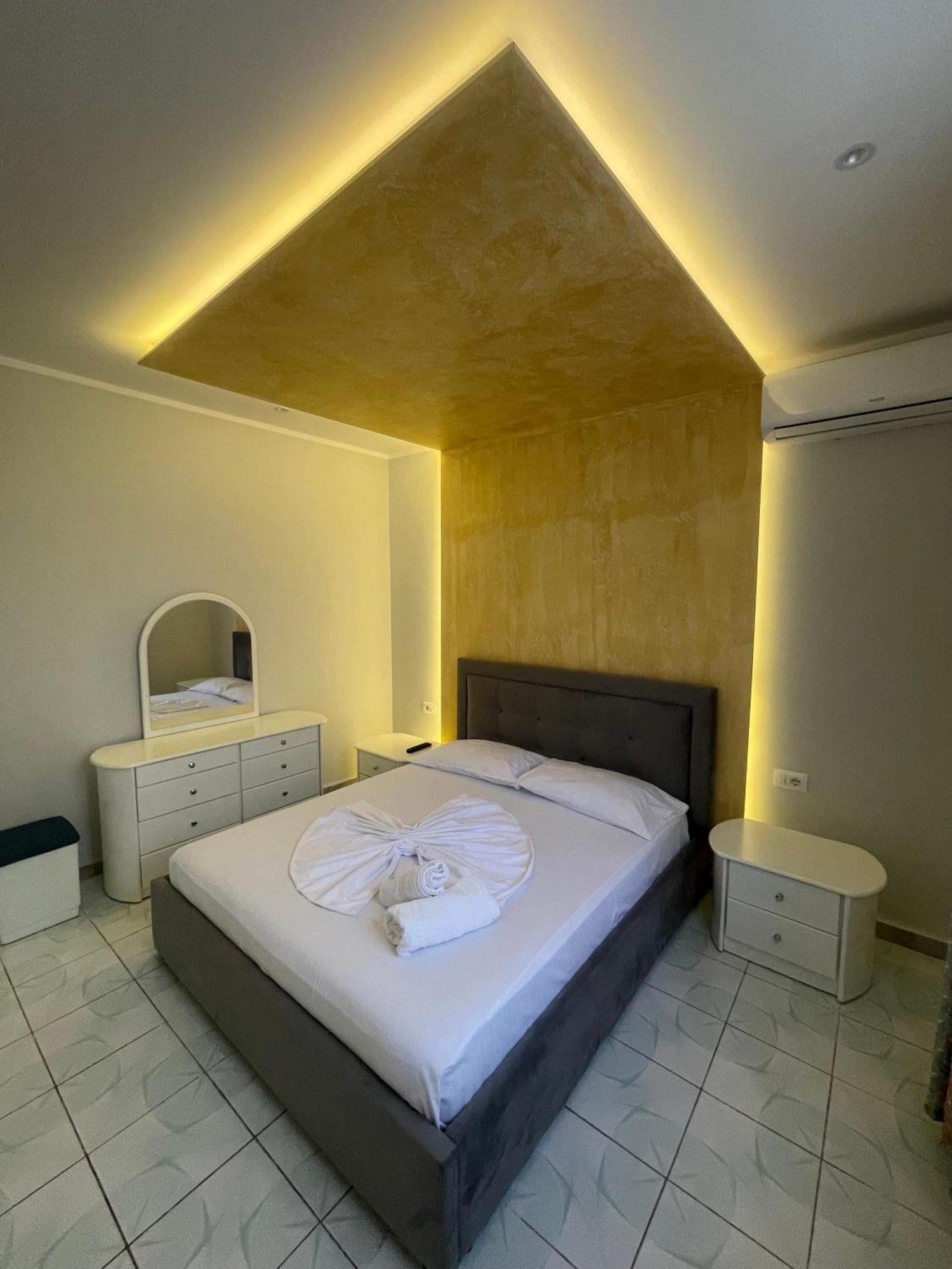 Sunflower Apartments Saranda Kültér fotó
